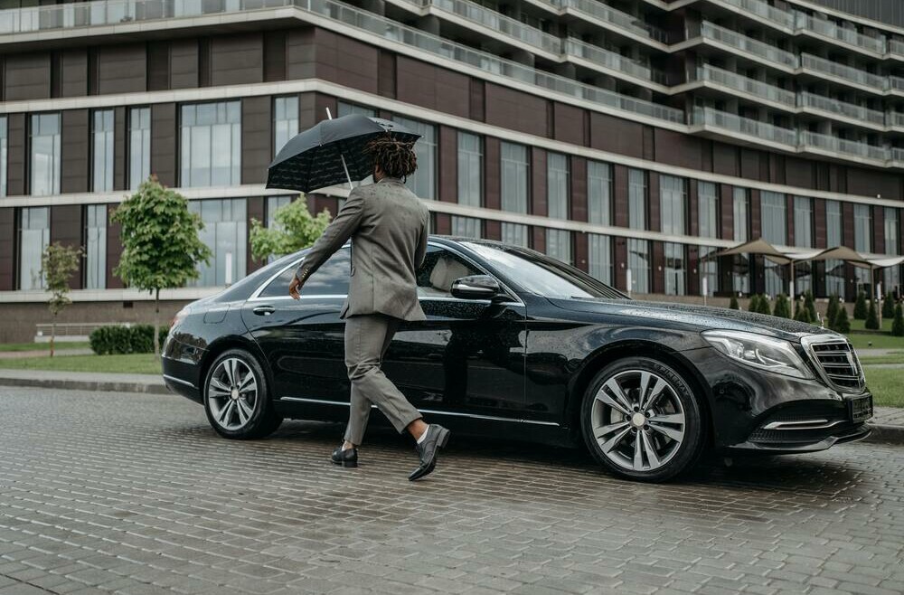 Corporate Transportation Services in Woodford Made Easy