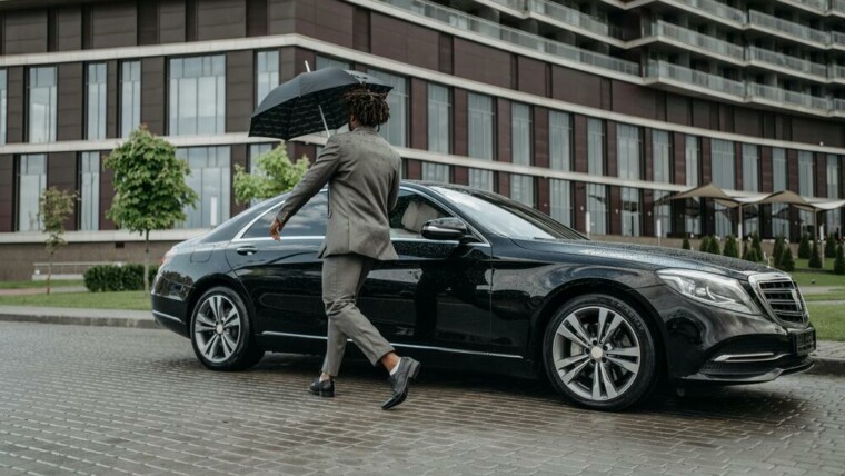Corporate Transportation Services in Woodford Made Easy
