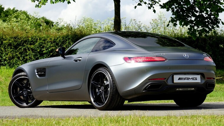 The Best Choice for Airport Transfers in Chingford and Leytonstone